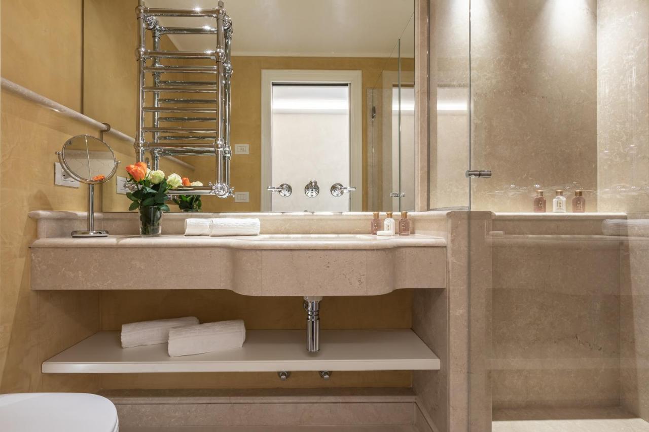 Luxury Garden House La Baruffa Ferienhaus *