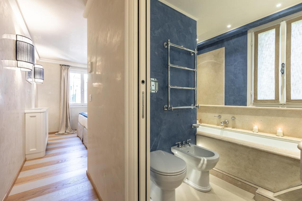 Luxury Garden House La Baruffa Ferienhaus *